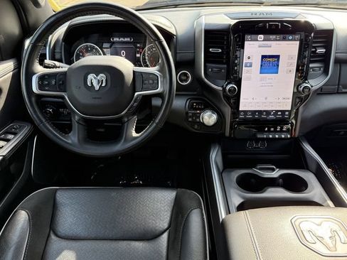 Used 2023 RAM 1500 Laramie AWD/4WD image 9