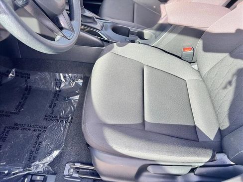 Certified 2025 Toyota Corolla LE image 10