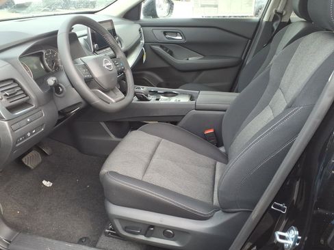 New 2026 Nissan Rogue SV FWD image 3