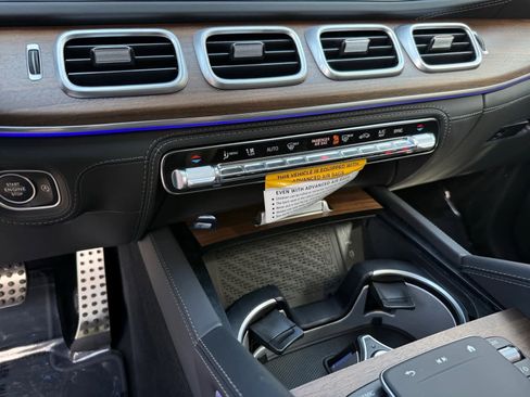New 2026 Mercedes-Benz GLE 63 AMG S image 21