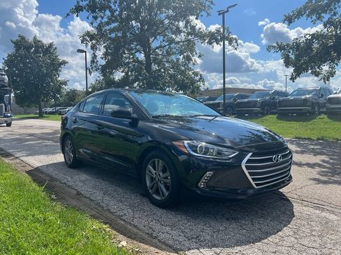 Used 2017 Hyundai Elantra Value Edition FWD image 7