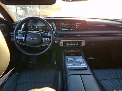 Used 2023 Genesis G90 3.5T AWD/4WD image 15