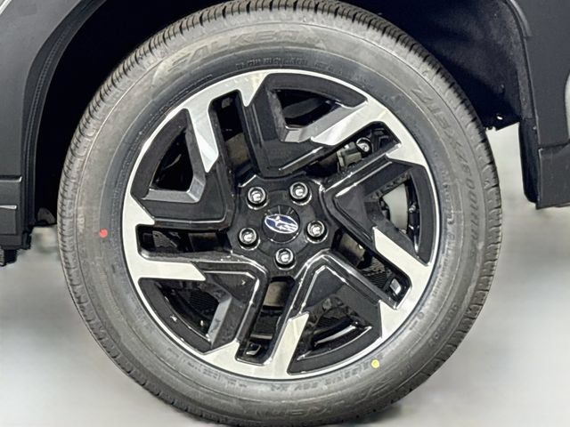 New 2026 Subaru Forester Premium AWD/4WD image 31