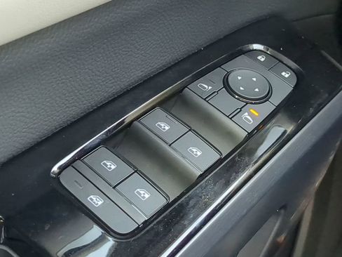 New 2026 Nissan Pathfinder SL AWD/4WD image 23