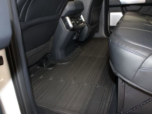 New 2026 Ford F250 Platinum image 25