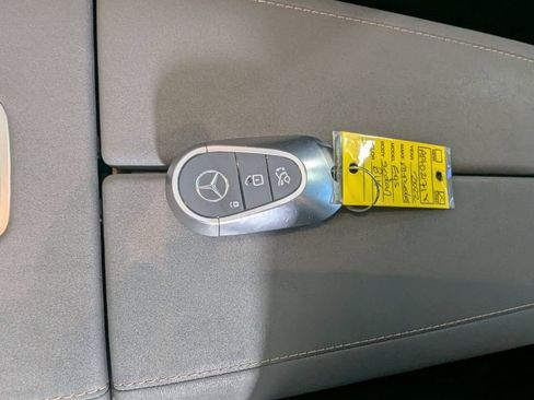 Used 2022 Mercedes-Benz EQS 580 4MATIC Sedan image 29