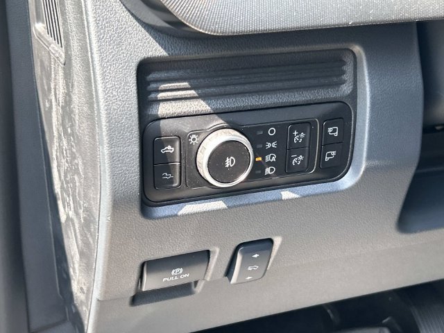New 2026 Ford F250 Platinum AWD/4WD image 26