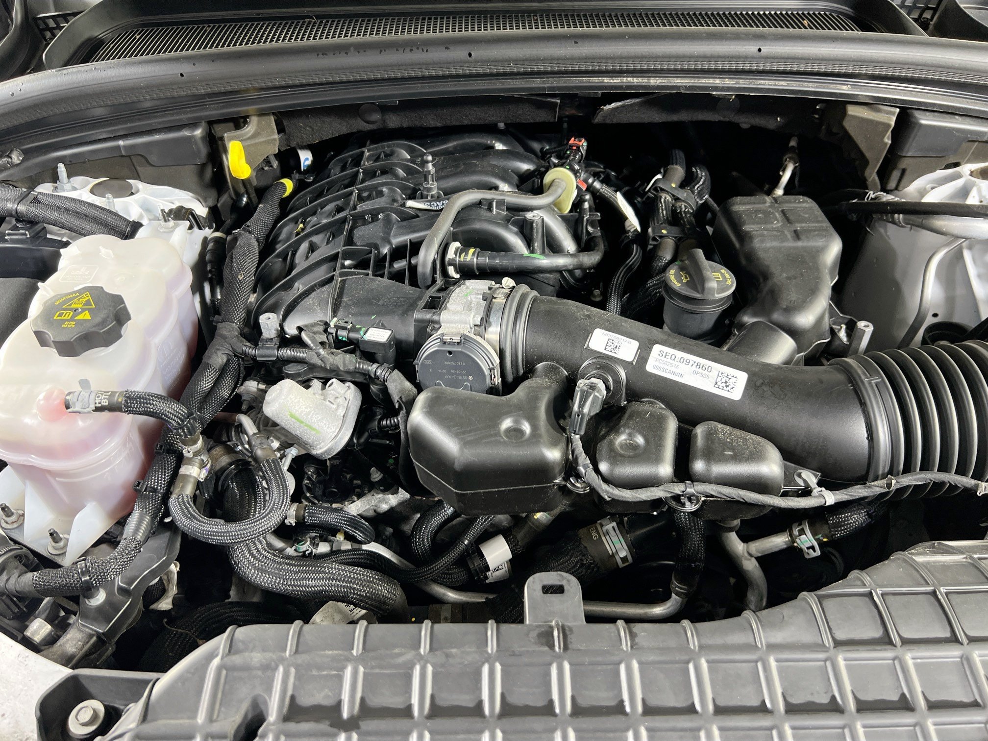 Used 2023 Jeep Grand Cherokee Limited AWD/4WD image 29