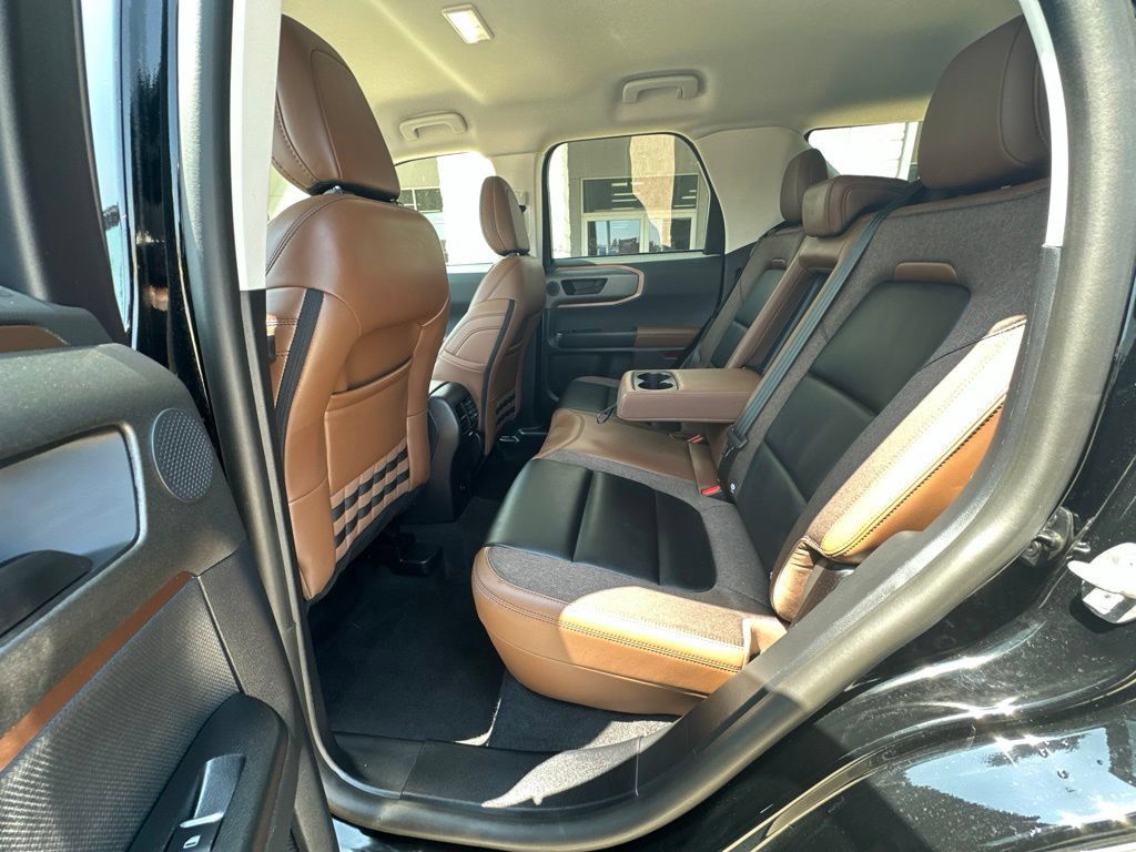 Used 2025 Ford Bronco Sport Outer Banks w/ Outer Banks Tech Package+ AWD/4WD image 13