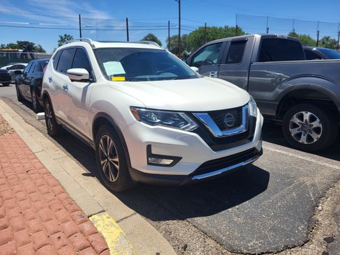Used 2017 Nissan Rogue SL w/ SL Premium Package AWD/4WD image 24
