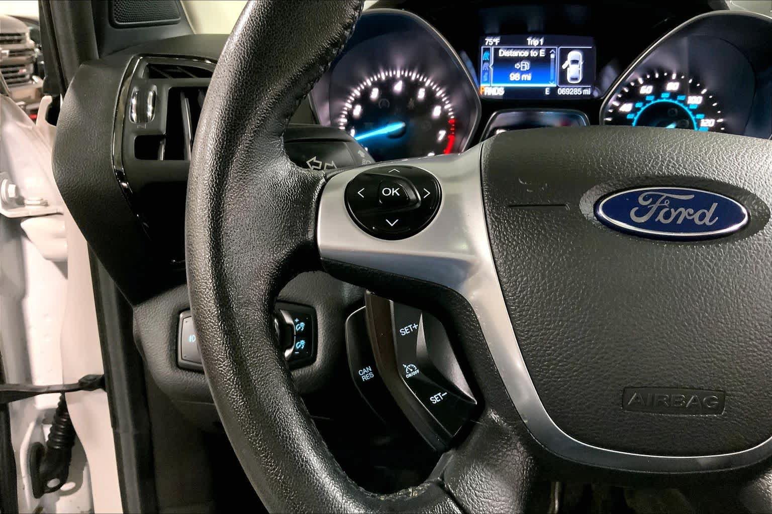 Used 2014 Ford Escape Titanium AWD/4WD image 24