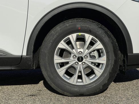 New 2026 Ford Escape Active image 6