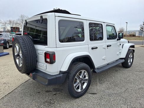 Used 2020 Jeep Wrangler Unlimited Sahara w/ Cold Weather Group image 6