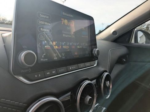 Used 2024 Nissan Sentra SV image 23