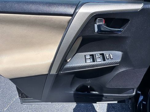 Used 2015 Toyota RAV4 XLE FWD image 19