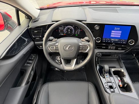 Used 2025 Lexus NX 350h 350h Premium AWD w/ Cold Area Package image 4