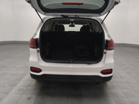 Used 2020 Kia Sorento LX image 29