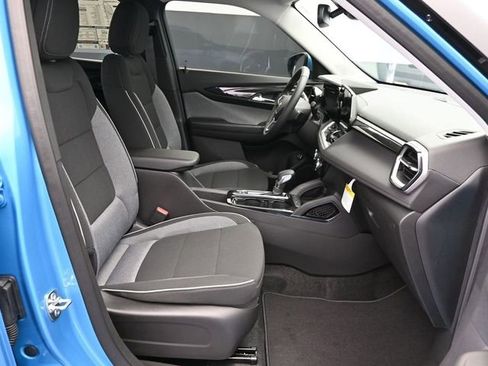 New 2026 Chevrolet TrailBlazer LT w/ Convenience Package FWD image 44