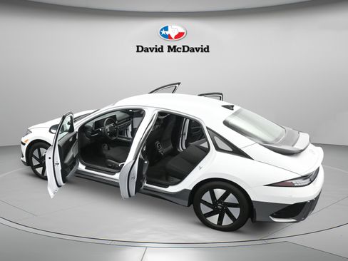 Used 2025 Hyundai Ioniq 6 SE AWD/4WD image 48