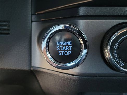 Used 2023 Toyota Tacoma TRD Off-Road image 12