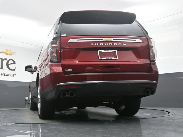 Used 2022 Chevrolet Suburban High Country AWD/4WD image 60