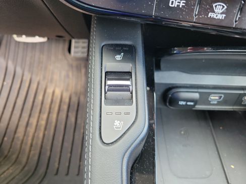 Used 2024 Kia Telluride SX FWD image 13