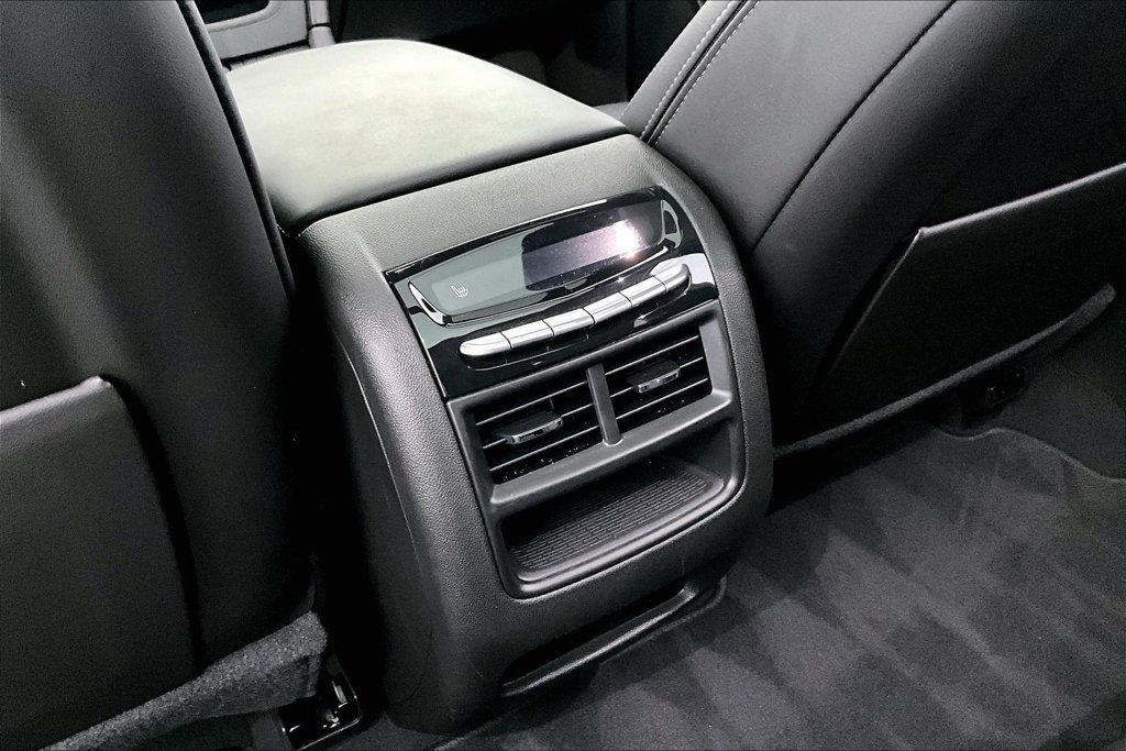 Used 2025 Cadillac XT5 Premium Luxury AWD/4WD image 29