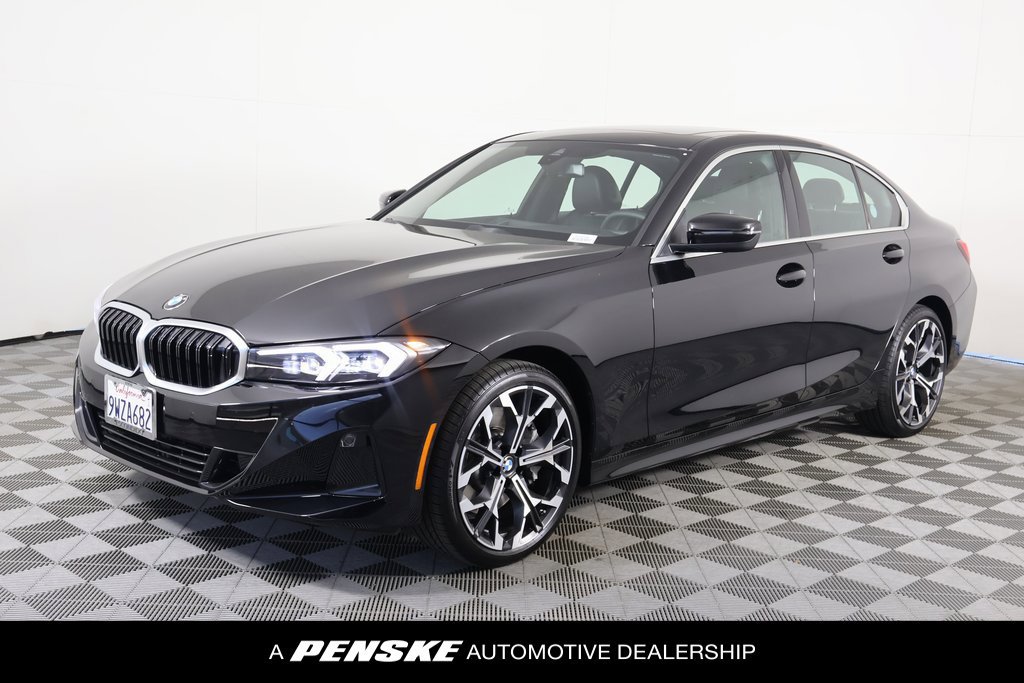 Used 2026 BMW 330i Sedan w/ Convenience Package RWD image 1