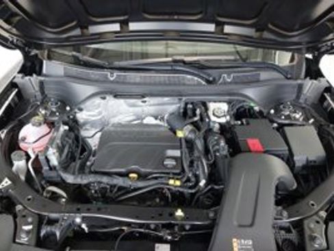 New 2026 Chevrolet Trax LS FWD image 31