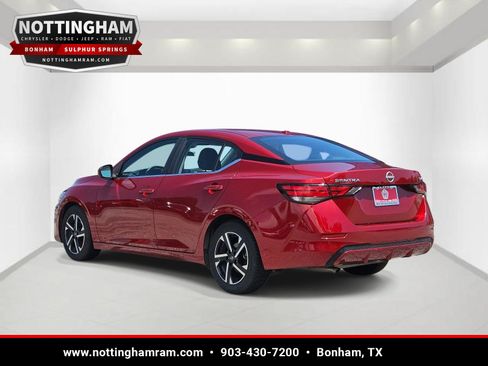 Used 2024 Nissan Sentra SV FWD image 6