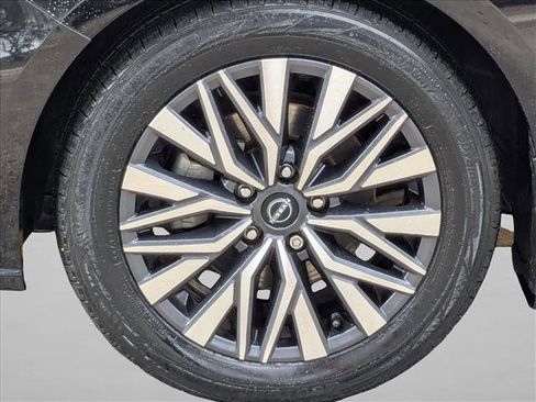 Used 2023 Nissan Altima 2.5 SV image 23