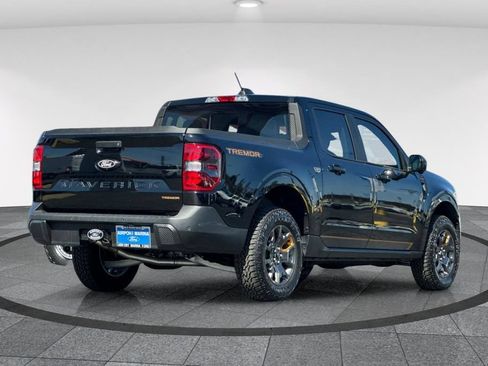 Certified 2025 Ford Maverick Tremor AWD/4WD image 7