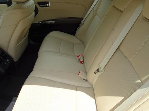 Used 2013 Toyota Avalon Limited FWD image 16