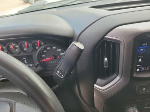 Used 2020 Chevrolet Silverado 2500 W/T w/ WT Convenience Package image 17