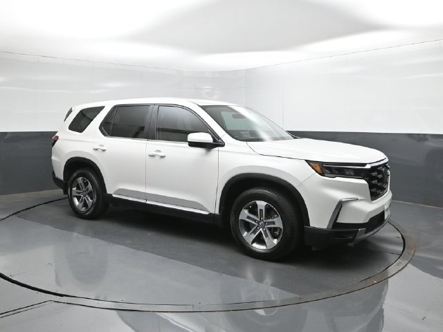 Used 2025 Honda Pilot EX-L image 26