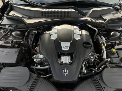 Used 2018 Maserati Ghibli GranLusso image 61