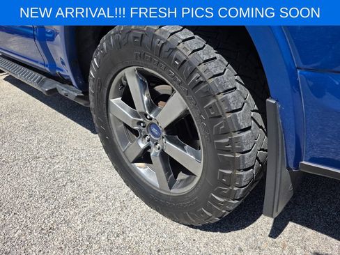 Used 2017 Ford F150 XLT w/ Equipment Group 302A Luxury AWD/4WD image 8