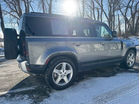 Used 2020 Land Rover Defender 110 SE image 3