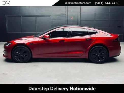 Used 2024 Tesla Model S AWD/4WD image 3