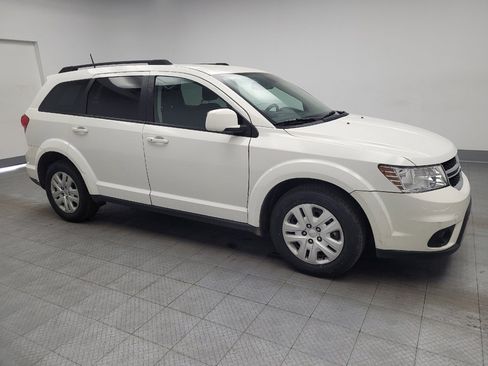 Used 2019 Dodge Journey SE image 11