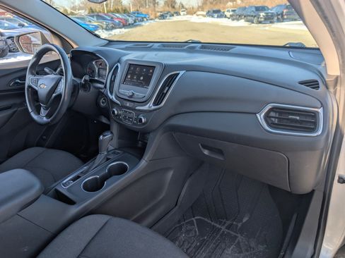 Used 2020 Chevrolet Equinox LT image 23