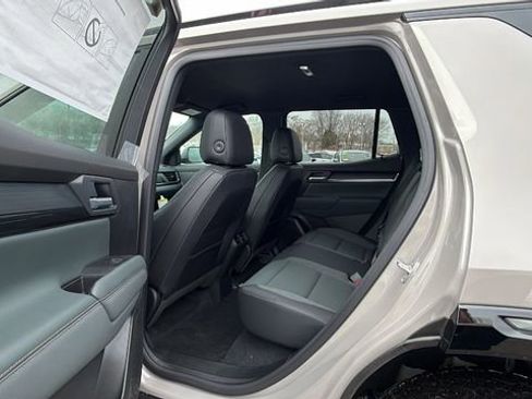 New 2026 GMC Terrain AT4 w/ Convenience Package III AWD/4WD image 31