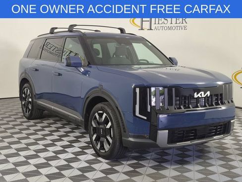 Used 2027 Kia Telluride S w/ Towing Package AWD/4WD image 2