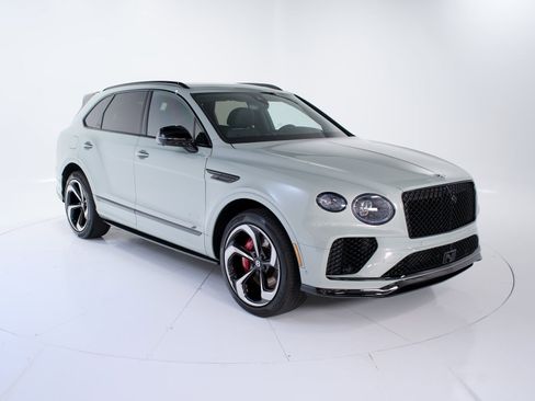 Certified 2025 Bentley Bentayga image 7