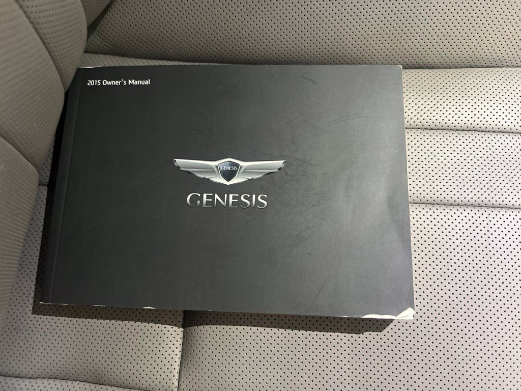 Used 2015 Hyundai Genesis 3.8 w/ Option Group 04 AWD/4WD image 27