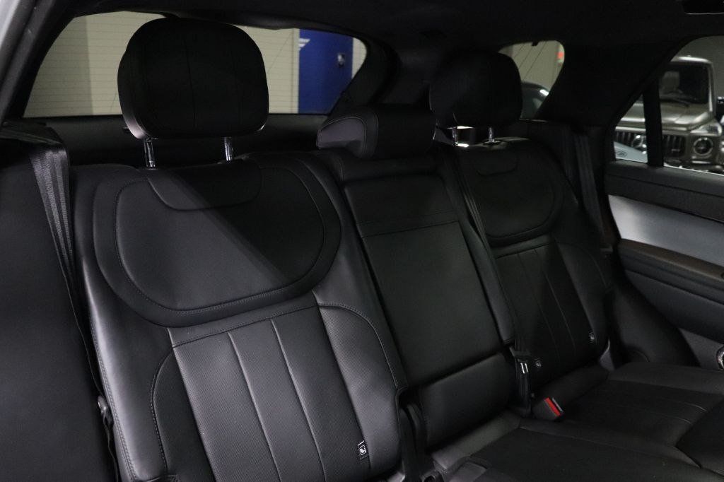 Used 2024 Land Rover Range Rover Sport Dynamic SE AWD/4WD image 21
