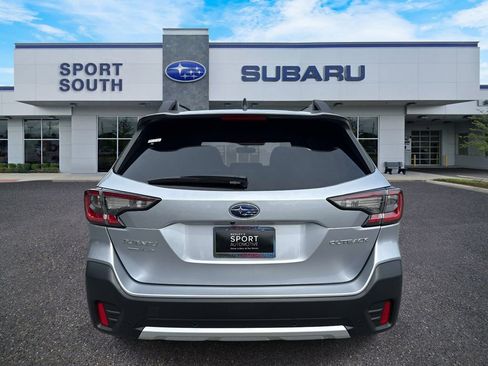 Used 2022 Subaru Outback Limited AWD/4WD image 4