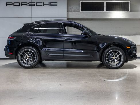 Certified 2026 Porsche Macan AWD/4WD image 8