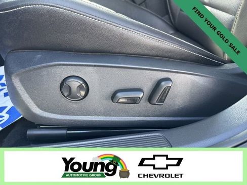 Used 2024 Volkswagen Jetta SE image 15