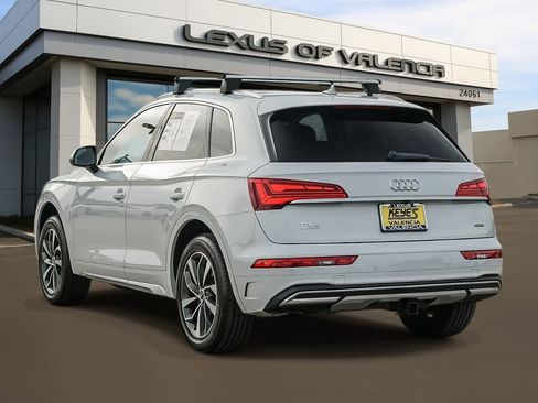Used 2021 Audi Q5 Premium Plus w/ Premium Plus Package image 2